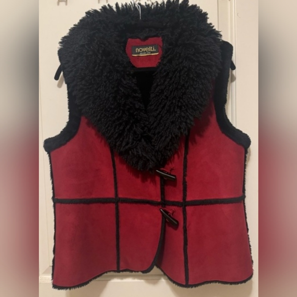 NOVELTI Suede Vest With Faux Fur Collar & Toggle Closure Size L - Picture 10 of 10
